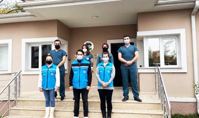 En zor anlarda yaşlıların yanlarında olacaklar