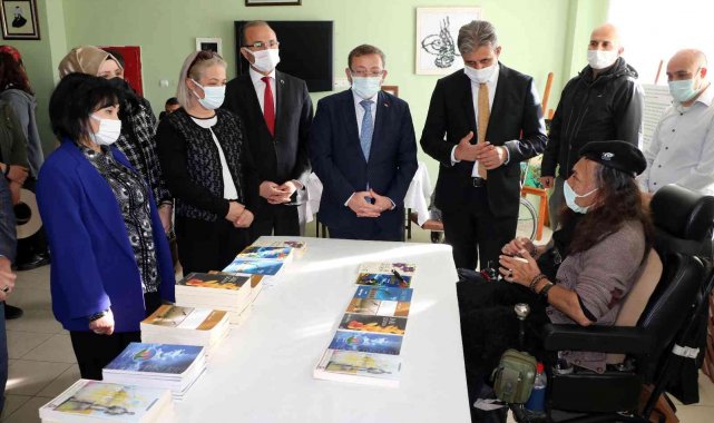 Engelli bireylerin el emeği ürünleri sergilendi