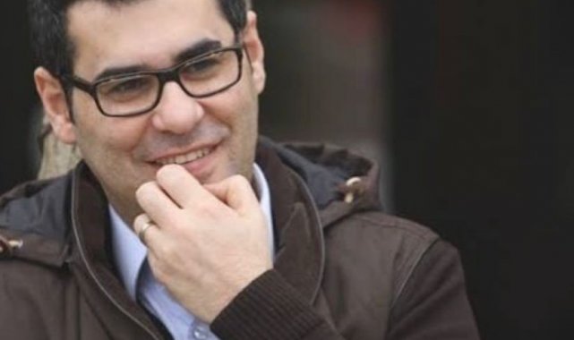 Enver Aysever&#039;in karikatür paylaşımına para cezası