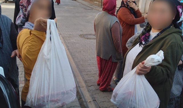 Erdemoğlu Ailesinden ihtiyaç sahiplerine et