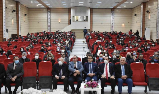 Erzincan'da Demokrasi ve İnsan Hakları Günü kutlandı