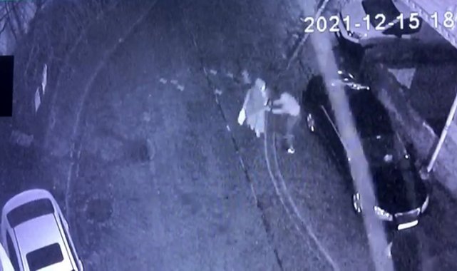 Esenyurt&#039;ta gasp edilen kanser hastası yaşlı kadın yerde metrelerce sürüklendi