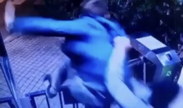 Esenyurt&#039;ta hırsızlık yapıp kaçan şahsı görevliler havada yakaladı