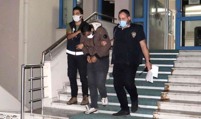 Eşi ile yolculuk yaptığı araçtan uyuşturucu çıkan şahıs tutuklandı