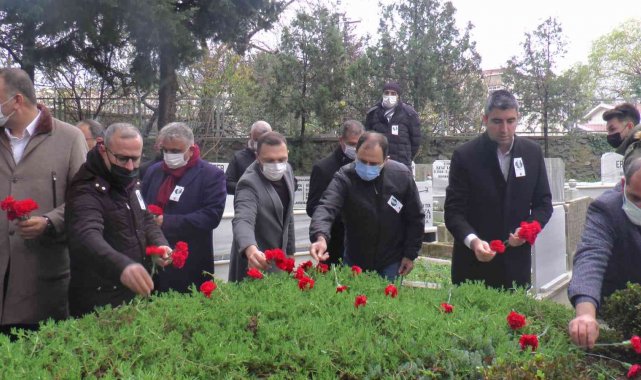 Eski Kartal Belediye Başkanı Mehmet Ali Büklü mezarı başında anıldı