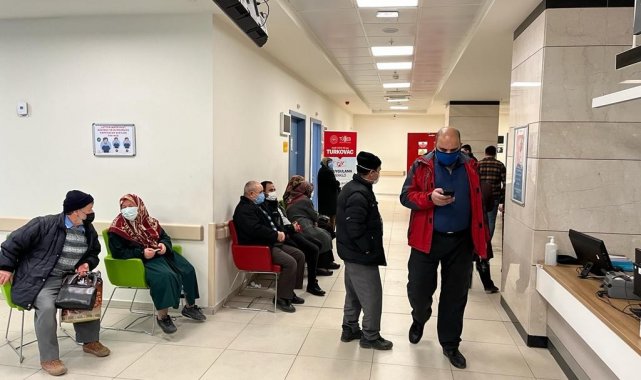 Eskişehir halkı TURKOVAC aşısına yoğun ilgi gösterdi