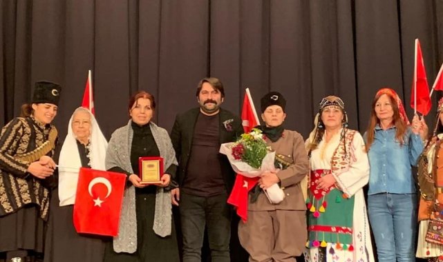 Eskişehir&#039;de &#039;Zafere Götüren Analar&#039; adlı tiyatro oyunu büyük beğeni topladı