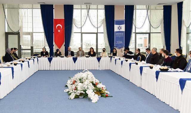 ETÜ yönetimi, 'özel' mensuplarıyla bir araya geldi