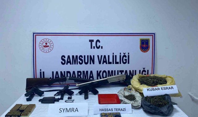 Evin çatısı altına gizlenmiş uyuşturucuyu narkotik köpeği buldu