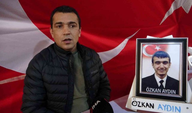 Evlat nöbetindeki baba Aydın: "Kemal Kılıçdaroğlu CHP'yi PKK'nın emrinin altına koymuş"