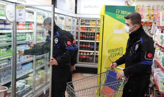 Eyüpsultan'da marketlere yönelik fahiş fiyat denetimi yapıldı