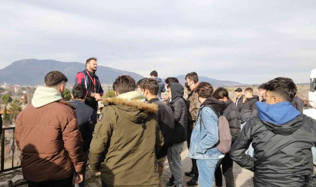 Eyüpsultanlı gençler Safranbolu'yu gezdi