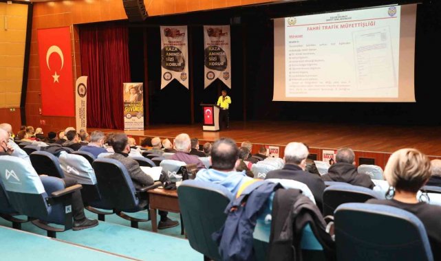 Fahri trafik müfettişleri değerlendirme toplantısı yapıldı