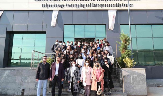 Fen liseliler HKÜ'nün vizyonu ile tanıştı