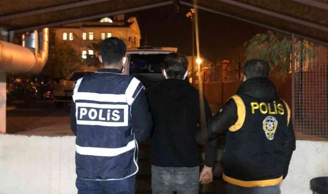 Fethiye'de, turistten döviz çaldığı öne sürülen zanlı tutuklandı