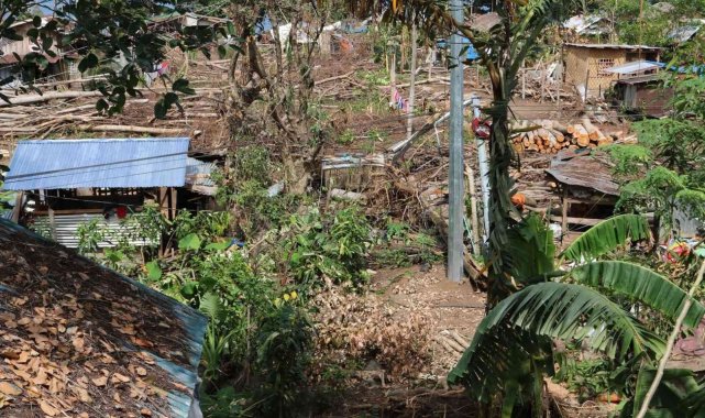 Filipinler&#039;i terk eden Rai Tayfunu&#039;nda can kayıpları devam ediyor: 405 ölü