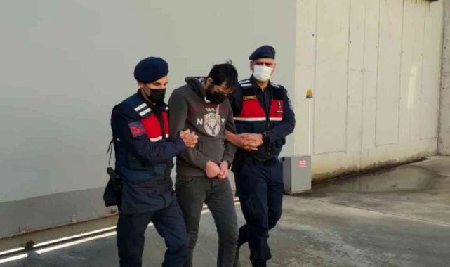 Firari 4 zanlı, jandarma tarafından yakalandı