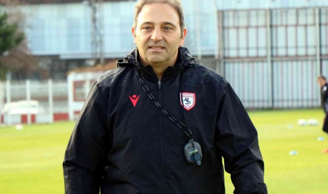 Fuat Çapa: &quot;İstanbulspor ve Tuzlaspor maçları bize ilk devrenin resmini gösterecek&quot;
