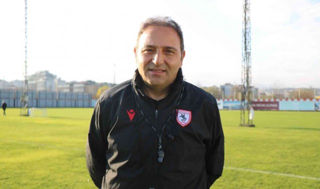 Fuat Çapa: "Şampiyonluk yarışının içinde olmak istiyoruz"