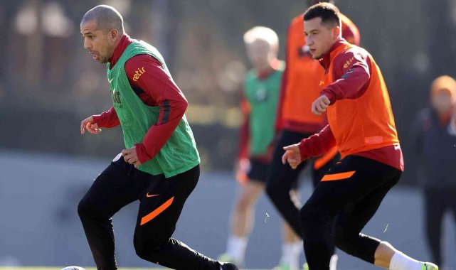 Galatasaray, Altay maçı hazırlıklarını sürdürdü