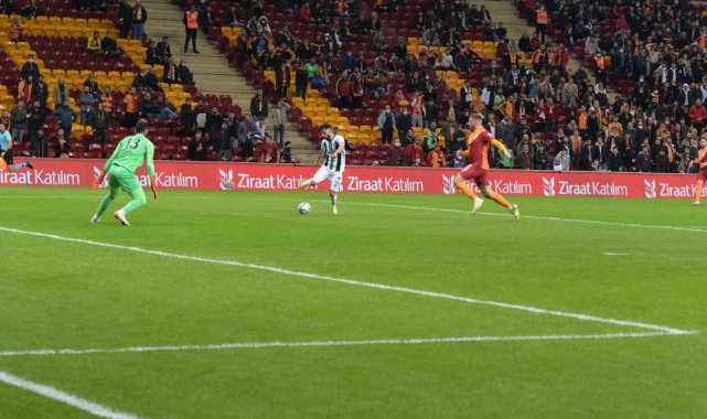Galatasaray&#039;ı kupada saf dışı bırakan Denizlispor 4 gün izne ayrıldı