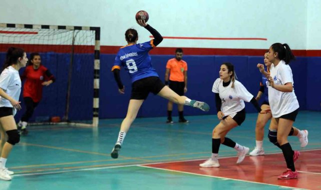 GAÜN 2. Lig Henbol müsabakalarına ev sahipliği yaptı