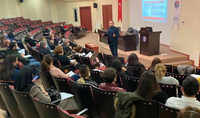 GAÜN'de personele resmi yazışma kuralları anlatıldı