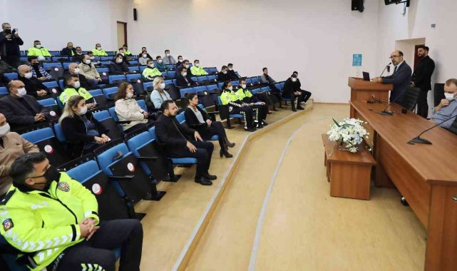 GAÜN'de, trafikte etkili ve doğru iletişim eğitimi