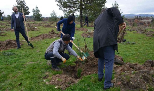 Gediz'de fidan dikimi gerçekleştirildi