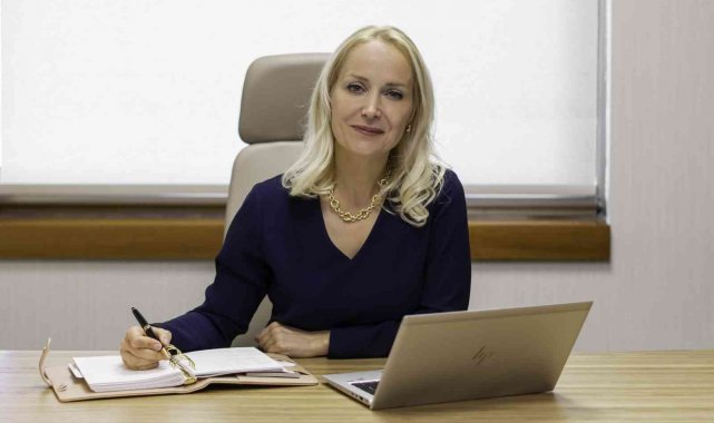 Geleceğin kadın liderlerine ilk ders verildi