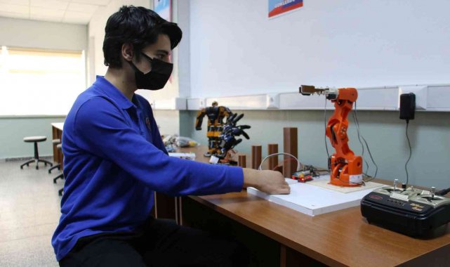 Geleceğin uçak mühendisleri bu okuldan çıkıyor