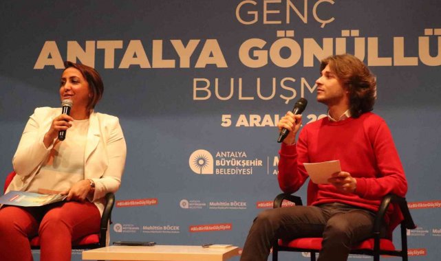 Genç Antalya Gönüllüleri, Dünya Gönüllüler Günü'nde bir arada
