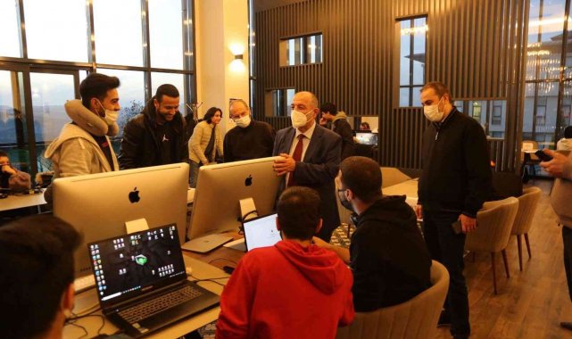 Genç yazılımcılar 48 saatte 13 oyun geliştirdiler