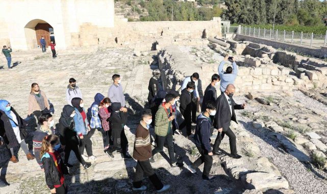 Gençler Misis'e hayran kaldı