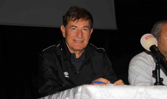 Giray Bulak: "Derbiye yakışan bir mücadele olacak"