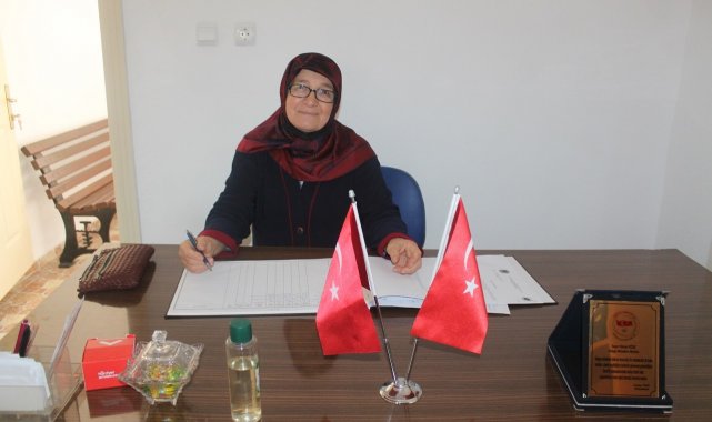Gönen'in tek bayan muhtarı Hikmet Köse
