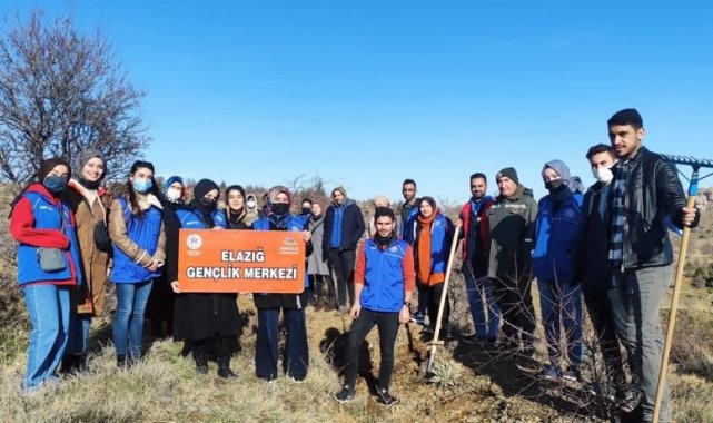 Gönüllü gençlerden gönüllere dokunan hareket