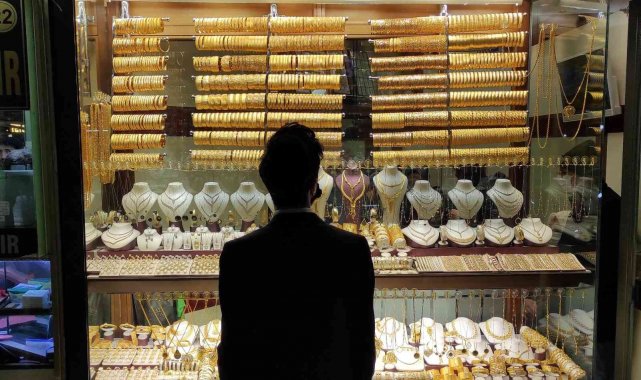 Gram altın 1000 lirayı geçti, yarım gramda talep artışı