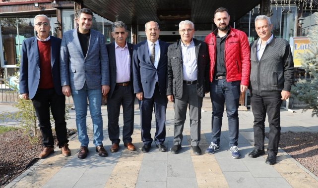 Güder, veteriner hekimlerin sorunları dinledi