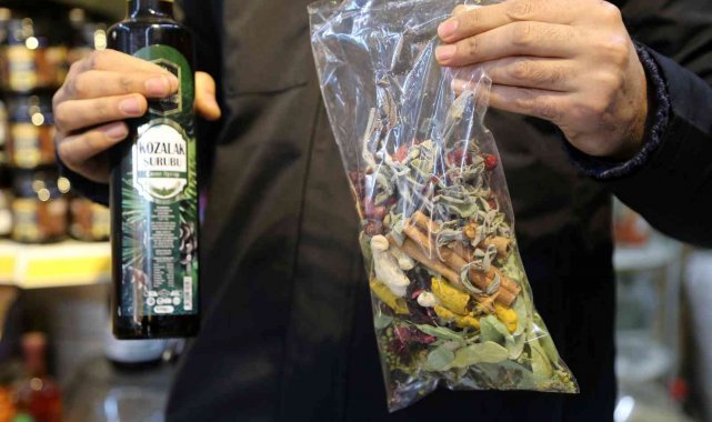 Gümüşhane&#039;de havaların soğumasıyla vatandaşlar aktarlara akın ediyor