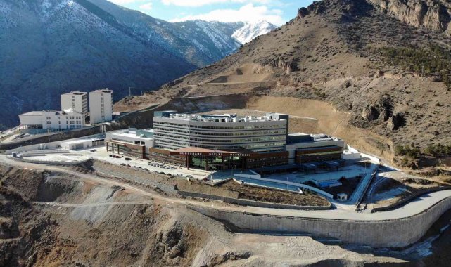 Gümüşhane'nin yeni devlet hastanesi 6 yılın ardından açılıyor