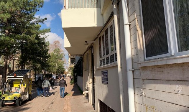 Gündeme gelen hasarlı balkon tamir edildi
