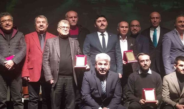 Gürün En Uzun Geceyi Şiirin Işığıyla Aydınlattı