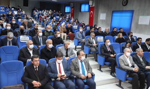 Hakkari'de İnsan Hakları ve İslam konferansı