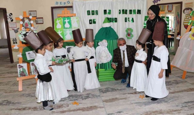 Hakkarili minikler Mevlâna Haftasını kutladı