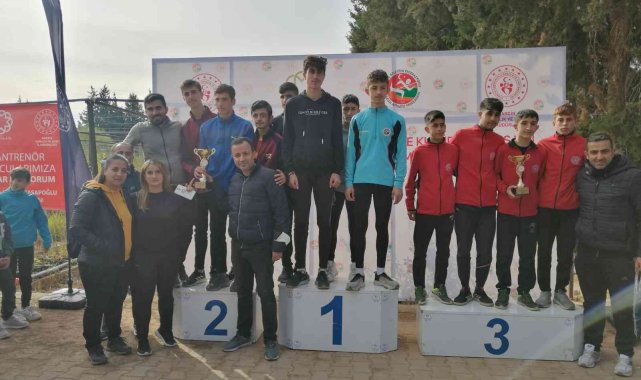 Hakkarili sporcular yarı finalde