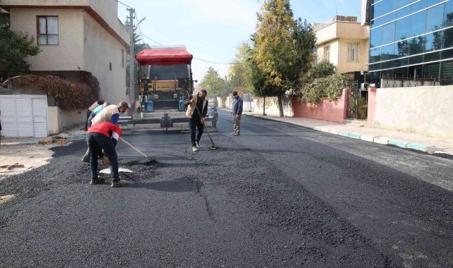 Haliliye'de yol yapım çalışması devam ediyor
