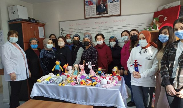 Halk eğitim merkezi çocukları unutmadı