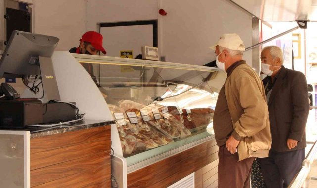 Halk Et Tırı Kaş'ta