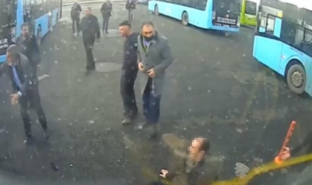 Halk otobüsü şoförüyle tartışan şahıs, taksiyle durağa giderek şoförü bıçakladı